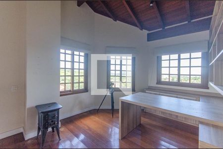 Casa à venda com 249m², 3 quartos e 8 vagas Casa à venda com 249m², 3 quartos e 8 vagasQuarto 4