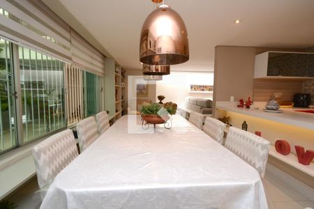 Casa à venda com 167m², 4 quartos e 2 vagasSala de Jantar