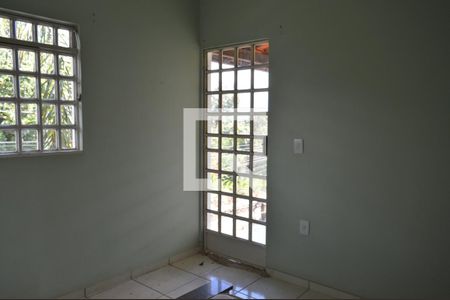 Quarto de casa à venda com 4 quartos, 150m² em Tropical, Contagem