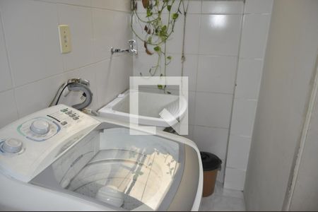 Apartamento à venda com 60m², 3 quartos e 1 vagaÁrea de Serviço