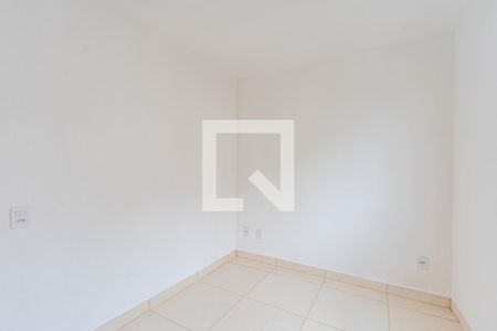 Quarto 1 de apartamento à venda com 2 quartos, 40m² em Cavalhada, Porto Alegre