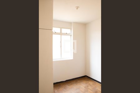 Quarto 2 de apartamento à venda com 4 quartos, 75m² em Serra , Belo Horizonte