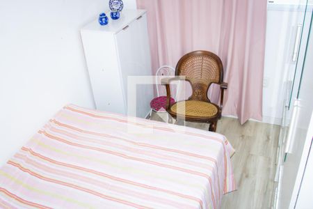 Quarto 1 de apartamento para alugar com 2 quartos, 52m² em Jacarepaguá, Rio de Janeiro