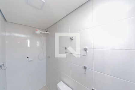 Banheiro de apartamento para alugar com 1 quarto, 29m² em Vila Lúcia, São Paulo