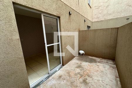 Área Privativa do Dormitório 01 de apartamento para alugar com 2 quartos, 68m² em Distrito de Bonfim Paulista, Ribeirão Preto