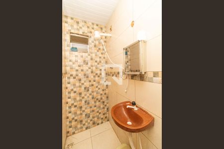 Banheiro de casa para alugar com 1 quarto, 30m² em Penha Circular, Rio de Janeiro