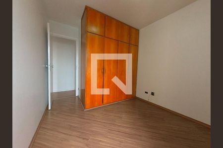 Quarto 1 de apartamento para alugar com 2 quartos, 50m² em Jardim Regina, São Paulo