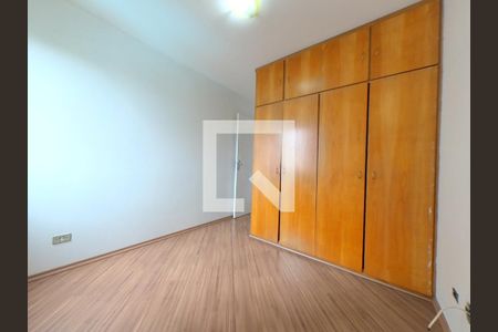 Quarto 1 de apartamento para alugar com 2 quartos, 50m² em Jardim Regina, São Paulo