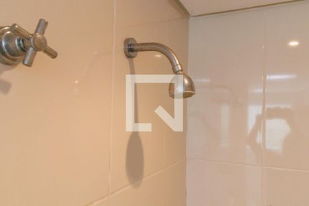 Casa à venda com 2000m², 4 quartos e 5 vagas Casa à venda com 2000m², 4 quartos e 5 vagasBanheiro da Suíte 2