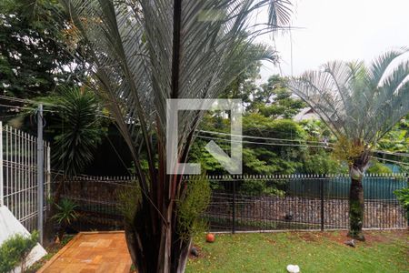 Casa à venda com 2000m², 4 quartos e 5 vagas Casa à venda com 2000m², 4 quartos e 5 vagasVista do Escritório