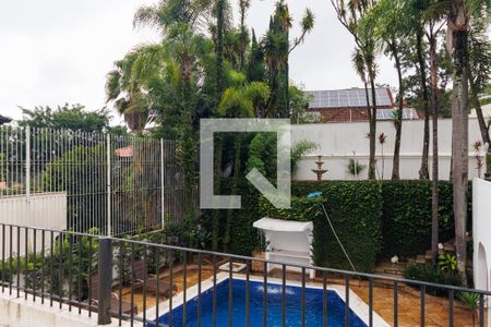 Casa à venda com 2000m², 4 quartos e 5 vagas Casa à venda com 2000m², 4 quartos e 5 vagasVista da Suíte 3