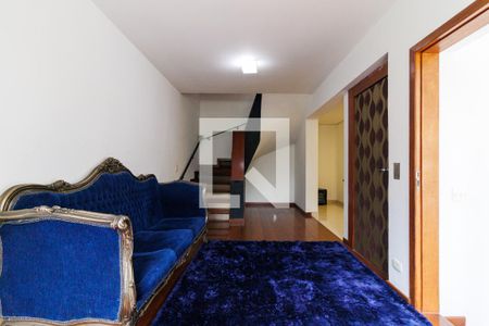 Casa à venda com 2000m², 4 quartos e 5 vagas Casa à venda com 2000m², 4 quartos e 5 vagasHall de entrada 1