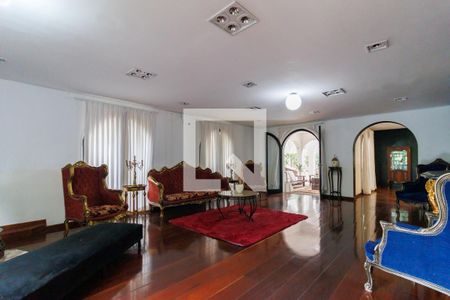 Sala de casa à venda com 4 quartos, 2000m² em Real Parque, São Paulo