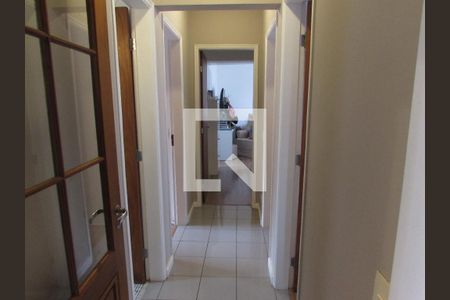 Apartamento à venda com 140m², 4 quartos e 3 vagasCorredor