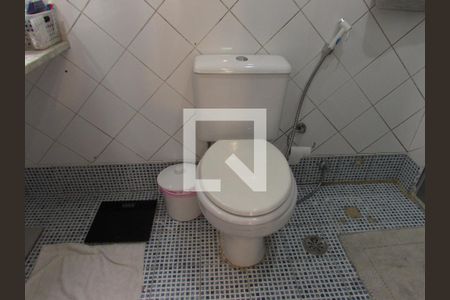 Apartamento à venda com 140m², 4 quartos e 3 vagasBanheiro da Suíte