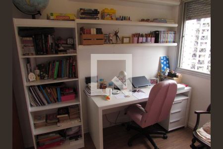 Apartamento à venda com 140m², 4 quartos e 3 vagasQuarto 3