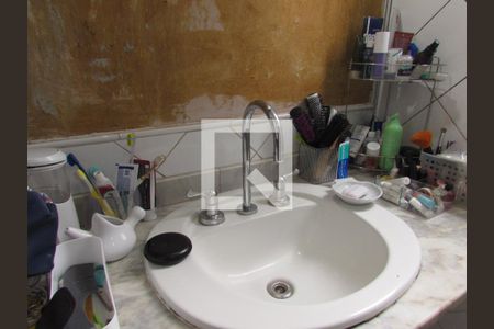 Apartamento à venda com 140m², 4 quartos e 3 vagasBanheiro da Suíte