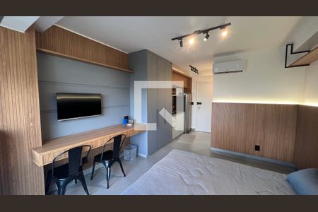 Quarto de kitnet/studio para alugar com 1 quarto, 24m² em Pinheiros, São Paulo