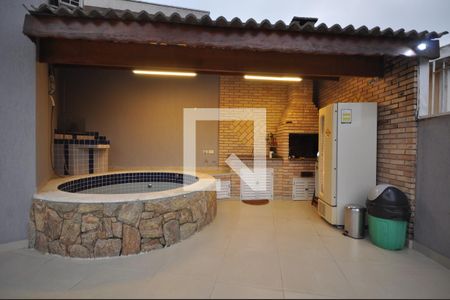 Casa para alugar com 300m², 3 quartos e 3 vagasChurrasqueira e Jacuzzi