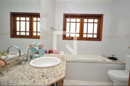 Casa para alugar com 300m², 3 quartos e 3 vagasBanheiro da Suíte 1