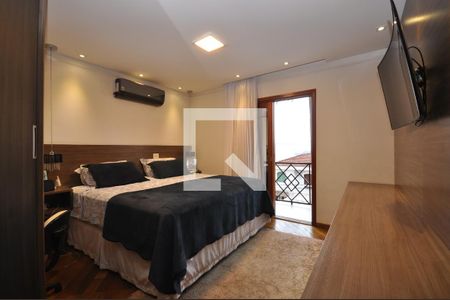 Suíte 1 de casa para alugar com 3 quartos, 300m² em Vila Irmaos Arnoni, São Paulo