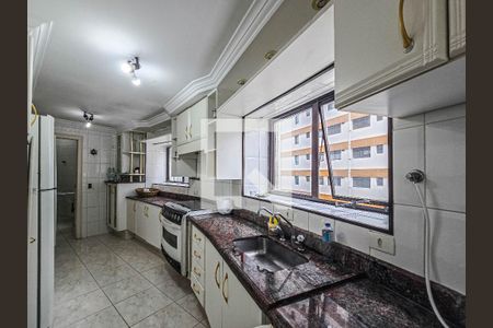 Apartamento para alugar com 200m², 3 quartos e 2 vagasCozinha