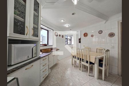 Apartamento para alugar com 200m², 3 quartos e 2 vagasCozinha