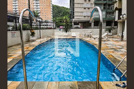 Apartamento para alugar com 200m², 3 quartos e 2 vagasÁrea comum - Piscina