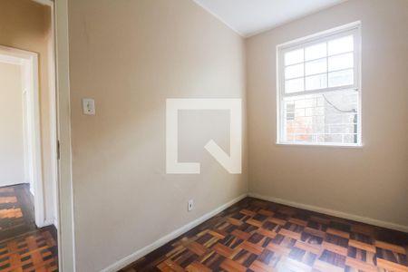 Quarto 2 de apartamento para alugar com 2 quartos, 60m² em Passo D’areia, Porto Alegre