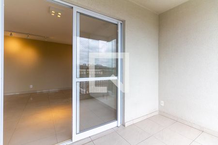 Varanda Sala de apartamento para alugar com 2 quartos, 61m² em Vila Anastácio, São Paulo