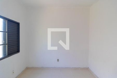Casa à venda com 120m², 5 quartos e 3 vagas Casa à venda com 120m², 5 quartos e 3 vagasQuarto 02