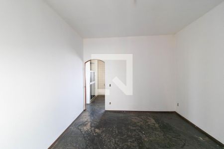 Casa à venda com 120m², 5 quartos e 3 vagas Casa à venda com 120m², 5 quartos e 3 vagasSala de Jantar