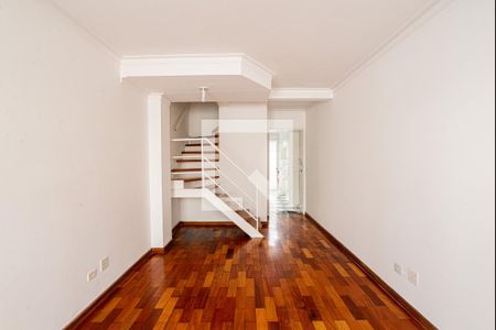 Casa de condomínio à venda com 96m², 2 quartos e 2 vagasSala