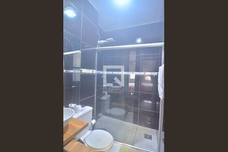 Casa à venda com 132m², 3 quartos e 5 vagas Casa à venda com 132m², 3 quartos e 5 vagasBanheiro da Suíte 2