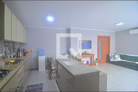 Casa à venda com 132m², 3 quartos e 5 vagas Casa à venda com 132m², 3 quartos e 5 vagasCozinha