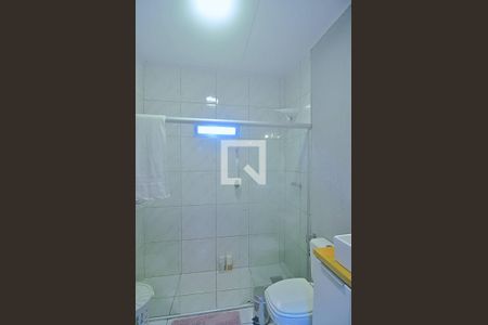 Casa à venda com 132m², 3 quartos e 5 vagas Casa à venda com 132m², 3 quartos e 5 vagasBanheiro da Suíte 1