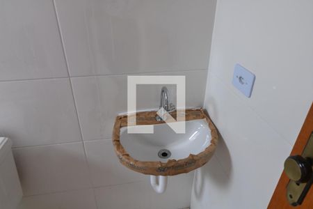 Banheiro de apartamento para alugar com 1 quarto, 31m² em Vila Londrina, São Paulo