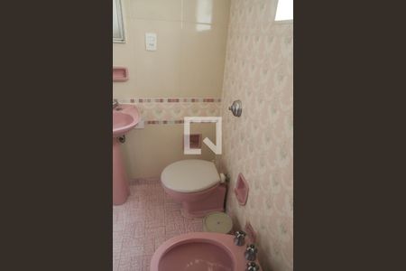 Casa à venda com 150m², 3 quartos e 2 vagasBanheiro 1