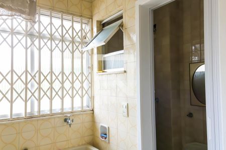 Apartamento à venda com 60m², 2 quartos e 1 vagaÁrea de Serviço