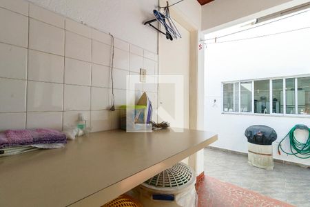 Casa à venda com 144m², 3 quartos e 3 vagas Casa à venda com 144m², 3 quartos e 3 vagasÁrea de Serviço