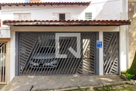 Casa à venda com 144m², 3 quartos e 3 vagas Casa à venda com 144m², 3 quartos e 3 vagasFachada