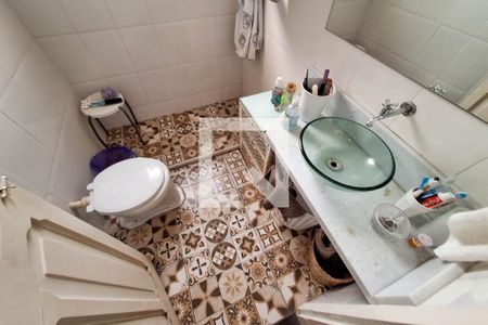 Casa para alugar com 160m², 4 quartos e 1 vaga Casa para alugar com 160m², 4 quartos e 1 vagaBanheiro