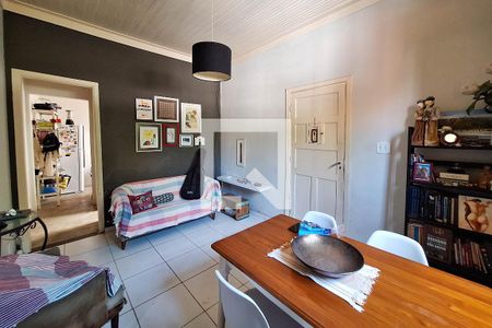Sala de casa à venda com 4 quartos, 160m² em Fonseca, Niterói