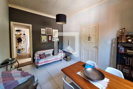 Sala de casa à venda com 4 quartos, 160m² em Fonseca, Niterói