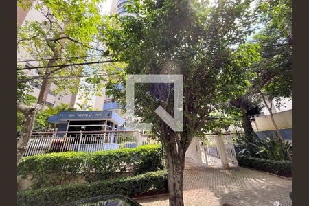 Apartamento para alugar com 144m², 3 quartos e 3 vagas Apartamento para alugar com 144m², 3 quartos e 3 vagasFachada