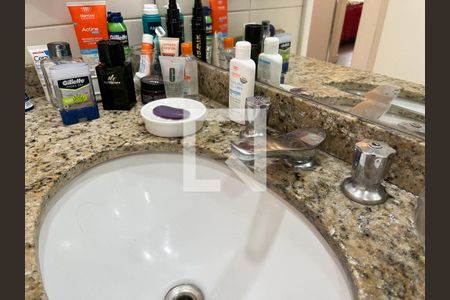 Apartamento para alugar com 144m², 3 quartos e 3 vagas Apartamento para alugar com 144m², 3 quartos e 3 vagasBanheiro Suite 3