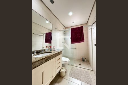 Apartamento para alugar com 144m², 3 quartos e 3 vagas Apartamento para alugar com 144m², 3 quartos e 3 vagasBanheiro Suite 3