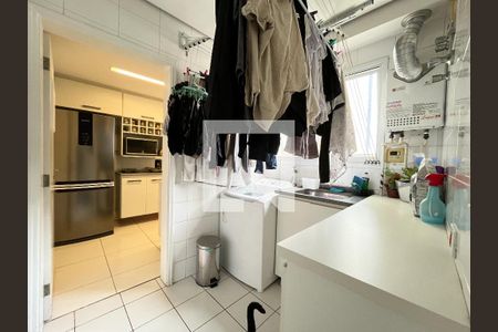 Apartamento para alugar com 144m², 3 quartos e 3 vagas Apartamento para alugar com 144m², 3 quartos e 3 vagasÁrea de Serviço