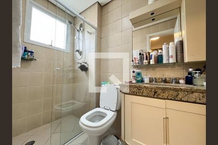 Apartamento para alugar com 144m², 3 quartos e 3 vagas Apartamento para alugar com 144m², 3 quartos e 3 vagasBanheiro da Suíte 1