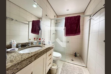 Apartamento para alugar com 144m², 3 quartos e 3 vagas Apartamento para alugar com 144m², 3 quartos e 3 vagasBanheiro Suíte 3